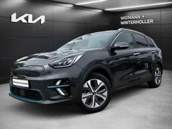 Grau Gebraucht 2021 Kia e-Niro Edition 7 SUV | 20.580 € (Teuer)