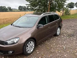 Braun Gebraucht 2011 VW Golf VI Kombi | 5.000 € (Guter Preis)