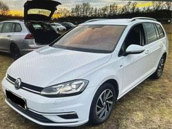 Pure white Gebraucht 2019 VW Golf VII Join Kombi | 16.850 € (Fairer Preis)
