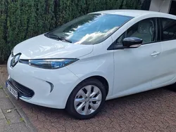 Weiß Gebraucht 2018 Renault Zoe Intens Kleinwagen | 9.400 € (Fairer Preis)