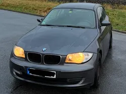 Grau Gebraucht 2008 BMW 118 Kleinwagen | 2.700 € (Guter Preis)