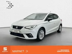 Weiß Gebraucht 2024 Seat Ibiza FR-Line Limousine | 20.990 € (Fairer Preis)