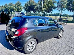 Schwarz Gebraucht 2012 Opel Corsa Kleinwagen | 4.999 € (Fairer Preis)