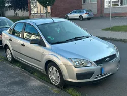 Silber Gebraucht 2005 Ford Focus Limousine | 1.900 € (Guter Preis)