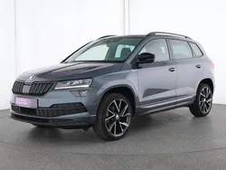 Grau Gebraucht 2020 Skoda Karoq SportLine SUV | 25.216 € (Fairer Preis)