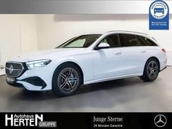 Manufaktur opalithweiß bright Gebraucht 2023 Mercedes E200 AMG Kombi | 45.890 € (Guter Preis)
