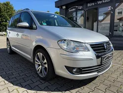 Silber Gebraucht 2010 VW Touran Trendline Van / Kleinbus | 3.990 € (Superpreis)