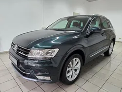 Dark moss green Gebraucht 2017 VW Tiguan Highline SUV | 27.990 € (Guter Preis)