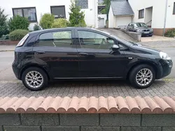 Schwarz Gebraucht 2011 Fiat Punto Kleinwagen | 1.950 € (Fairer Preis)