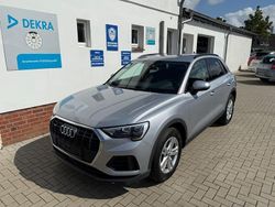 Silber Gebraucht 2020 Audi Q3 Basis SUV | 25.380 € (Fairer Preis)