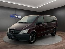 Rot Gebraucht 2011 Mercedes Vito Van / Kleinbus | 11.190 € (Guter Preis)