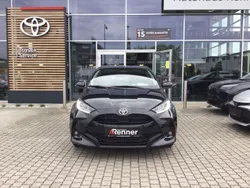 Schwarz Neu 2025 Toyota Yaris Hybrid Limousine | 27.890 € (Fairer Preis)