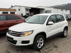 Weiß Gebraucht 2012 VW Tiguan Trendline SUV | 8.499 € (Guter Preis)