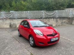 Rot Gebraucht 2009 Toyota Yaris Sol Limousine | 4.499 € (Etwas zu teuer)