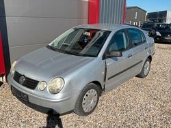 Silber Gebraucht 2004 VW Polo Classicline Limousine | 699 € (Fairer Preis)
