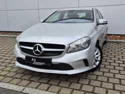 Silber Gebraucht 2017 Mercedes A180 Kleinwagen | 12.750 € (Guter Preis)
