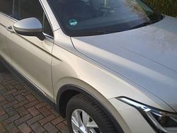 Silber Gebraucht 2023 VW Tiguan Move SUV | 30.500 € (Fairer Preis)