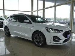 Weiß Neu 2025 Ford Focus ST-Line X Limousine | 27.610 € (Guter Preis)