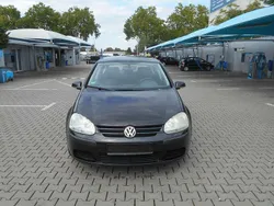 Schwarz Gebraucht 2005 VW Golf IV Trendline Kleinwagen | 2.999 € (Etwas zu teuer)