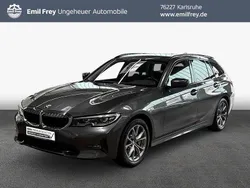 Grau Gebraucht 2021 BMW 330 Sport Line Kombi | 28.970 € (Fairer Preis)