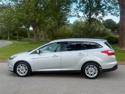 Silber Gebraucht 2013 Ford Focus Titanium Kombi | 6.800 € (Fairer Preis)