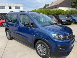 Blau Gebraucht 2023 Peugeot Rifter Allure Van / Kleinbus | 22.900 € (Fairer Preis)