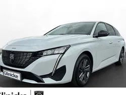 Weiß Gebraucht 2024 Peugeot 308 Allure Kombi | 23.490 € (Superpreis)