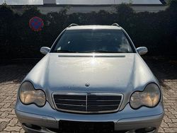 Silber Gebraucht 2003 Mercedes C220 Kombi | 2.500 € (Teuer)