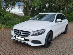 Weiß Gebraucht 2016 Mercedes C220 Avantgarde Kombi | 16.800 € (Fairer Preis)