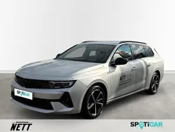 Silber (grau/typ aussenverkleidung metalliclackierun) Gebraucht 2024 Opel Astra Kombi | 32.990 € (Teuer)