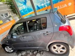 Grau Gebraucht 2007 Suzuki Swift Club Limousine | 3.400 € (Fairer Preis)