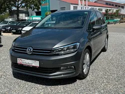 Grau Gebraucht 2016 VW Touran Highline Van / Kleinbus | 12.999 € (Fairer Preis)