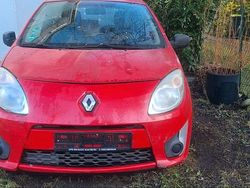 Rot Gebraucht 2011 Renault Twingo Kleinwagen | 1.499 € (Superpreis)