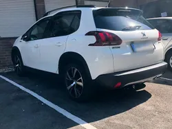 Weiß Gebraucht 2017 Peugeot 2008 SUV | 7.700 € (Superpreis)