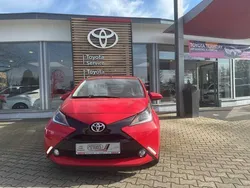 Vulcanorot Gebraucht 2014 Toyota Aygo X-wave Kleinwagen | 9.785 € (Teuer)
