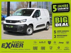Weiss icy Gebraucht 2023 Peugeot Partner Premium Van / Kleinbus | 19.999 € (Fairer Preis)