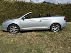 Silber Gebraucht 2007 VW Eos Cabrio | 4.500 €