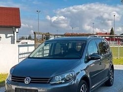 Grau Gebraucht 2011 VW Touran Conceptline Van / Kleinbus | 3.300 € (Superpreis)