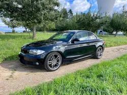 Schwarz Gebraucht 2009 BMW 120 M Sport Kleinwagen | 11.990 €