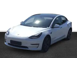 Weiß Gebraucht 2022 Tesla Model 3 Long Range Limousine | 28.083 € (Guter Preis)