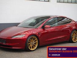 Rot Gebraucht 2023 Tesla Model 3 Long Range AWD Limousine | 40.250 €