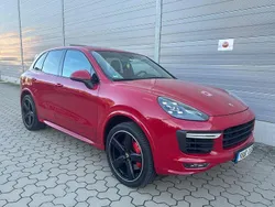 Rot Gebraucht 2015 Porsche Cayenne SUV | 32.999 € (Fairer Preis)