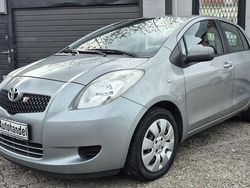 Silber Gebraucht 2007 Toyota Yaris Sol Limousine | 4.990 € (Etwas zu teuer)
