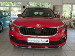 Velvetrot metallic Neu 2025 Skoda Kamiq Selection SUV | 25.960 € (Guter Preis)