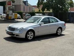 Silber Gebraucht 2005 Mercedes E220 Limousine | 7.950 € (Teuer)