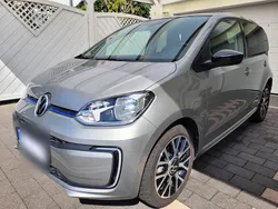 Silber Gebraucht 2022 VW e-up! Style Kleinwagen | 16.400 € (Fairer Preis)