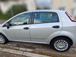 Silber Gebraucht 2012 Fiat Punto Kleinwagen | 4.000 € (Fairer Preis)