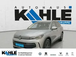 Silber Gebraucht 2024 VW Tiguan Life SUV | 34.990 € (Fairer Preis)