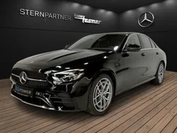 Schwarz Gebraucht 2022 Mercedes E200 AMG Limousine | 44.800 € (Etwas zu teuer)