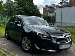 Schwarz Gebraucht 2015 Opel Insignia Kombi | 6.800 € (Etwas zu teuer)